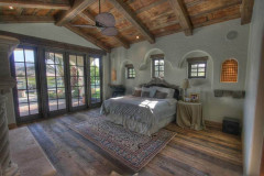 Reclaimed rustic Barn Oak Flooring